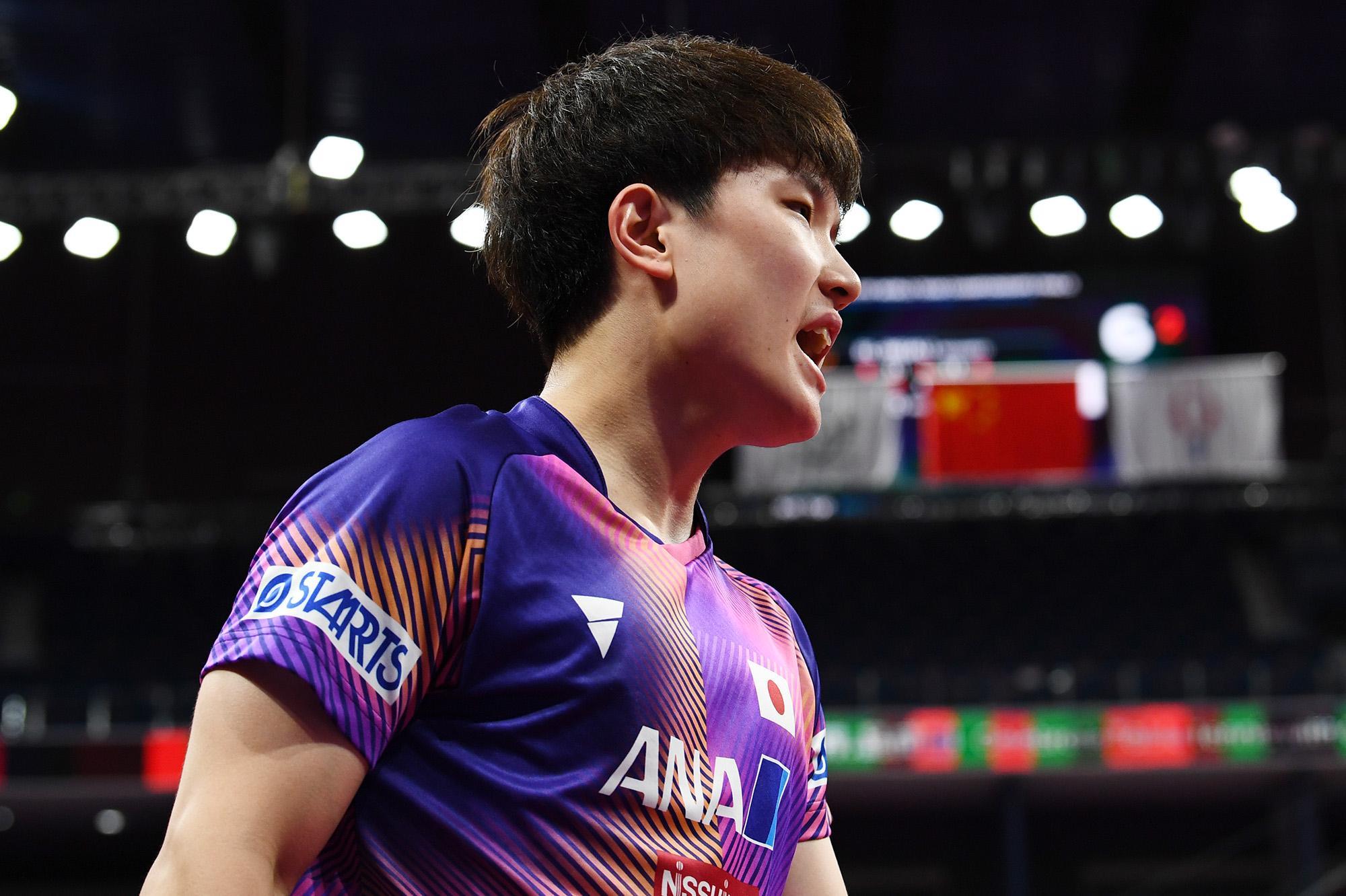 SHR轻取HKA,Uzi线上压制力十足宿敌对决小组赛,强势挺进下一轮 SHR轻取HKA,Uzi线上压制力十足宿敌对决小组赛,强势挺进下一轮