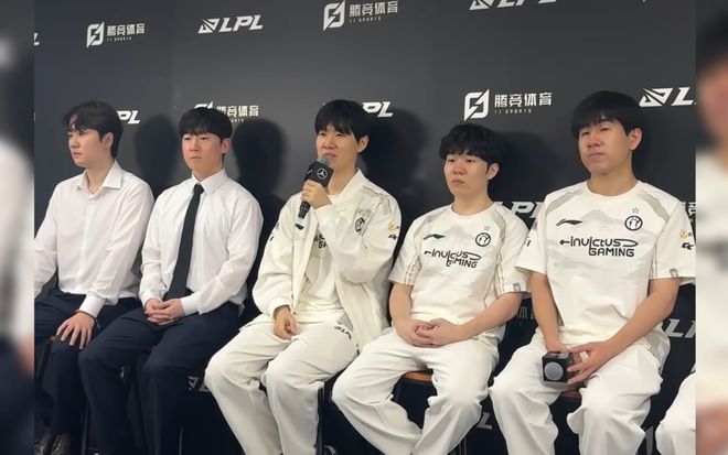 IG鏖战TSM,369单局斩获MVP顶尖较量成都决赛之夜,留下经典瞬间 IG鏖战TSM,369单局斩获MVP顶尖较量成都决赛之夜,留下经典瞬间