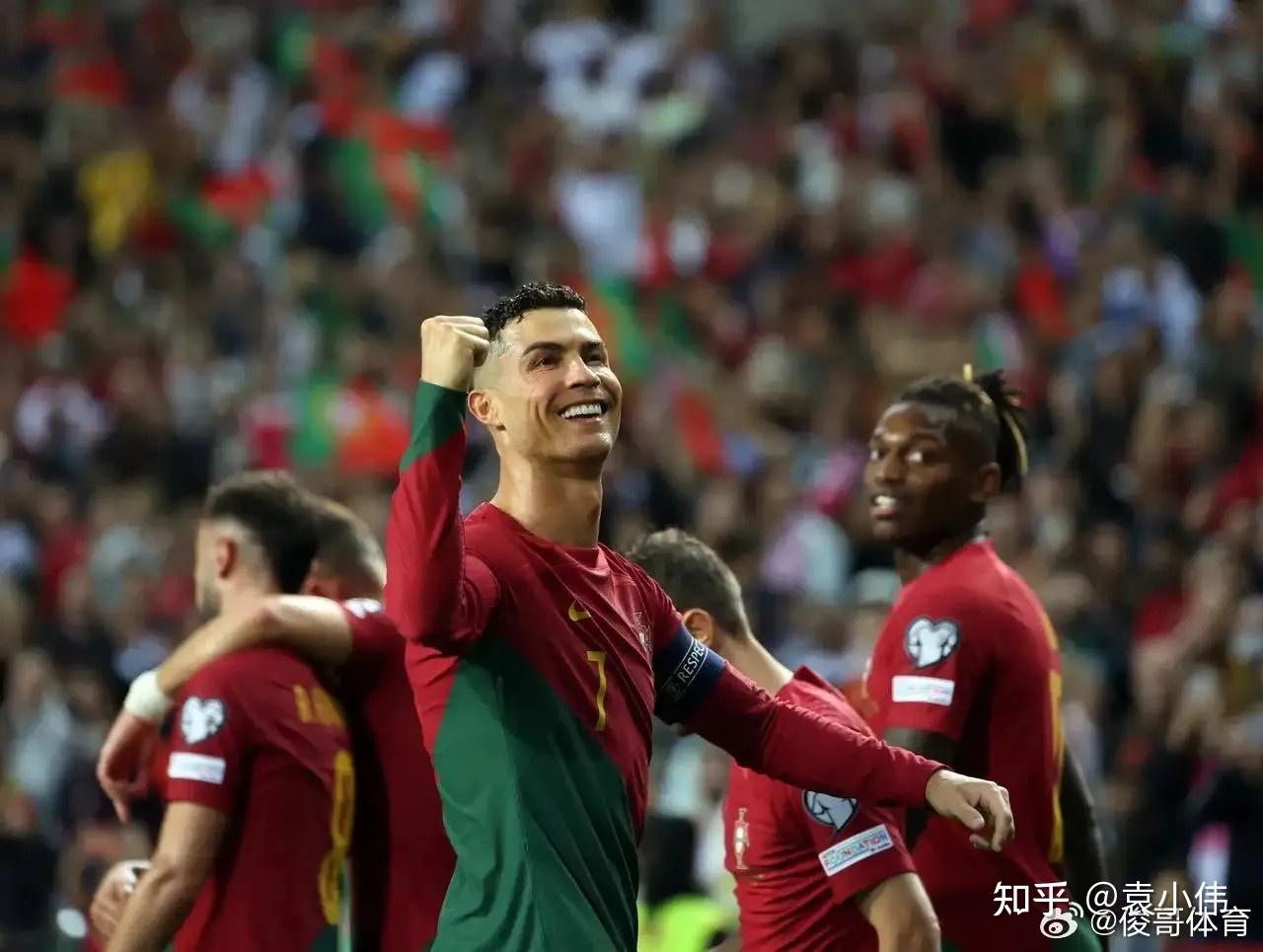 欧洲杯场外新闻不断,话题热度爆表的简单介绍 欧洲杯场外新闻不断,话题热度爆表的简单介绍